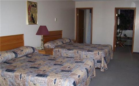 Model A Inn Cranbrook Esterno foto