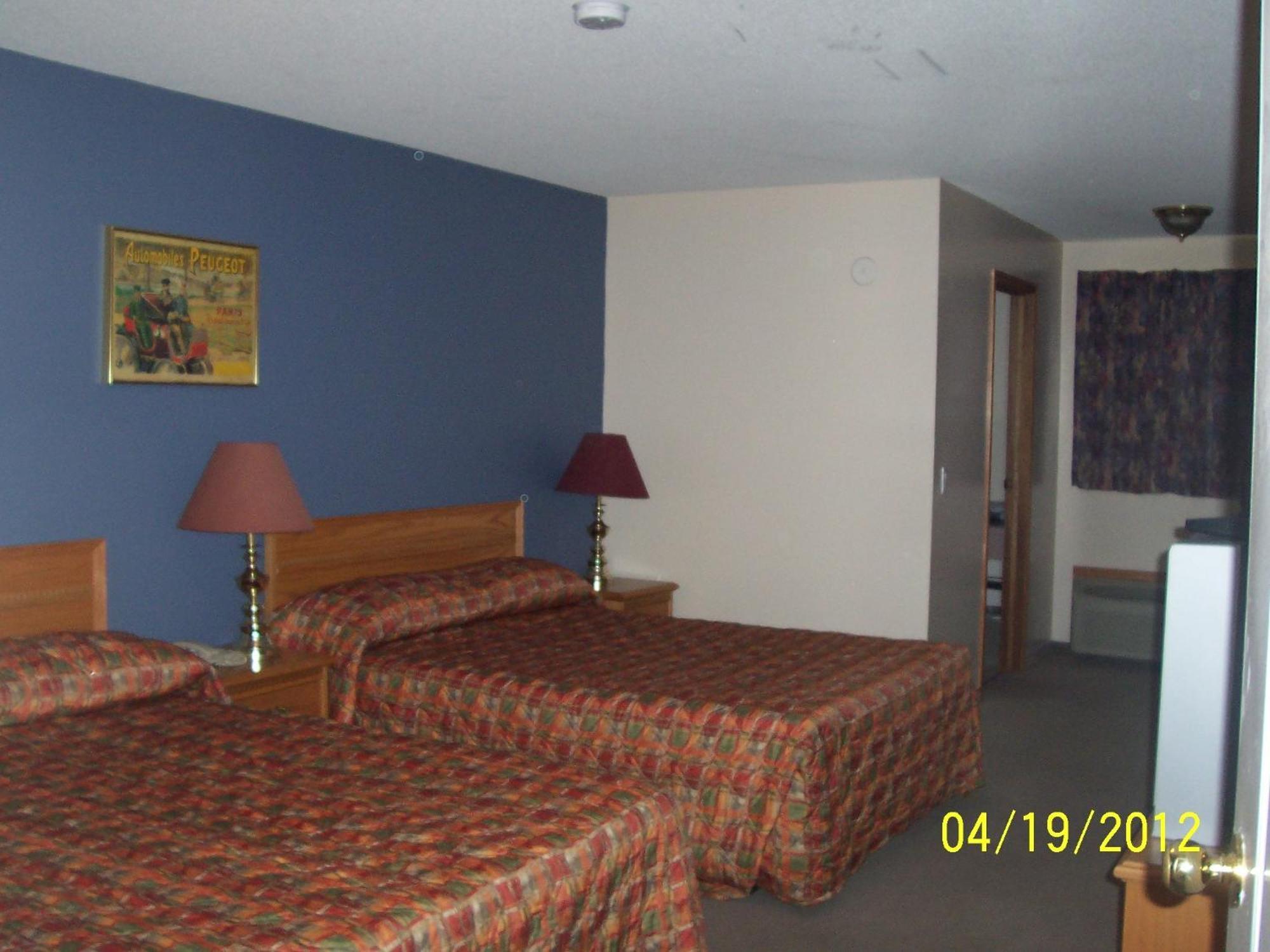 Model A Inn Cranbrook Esterno foto